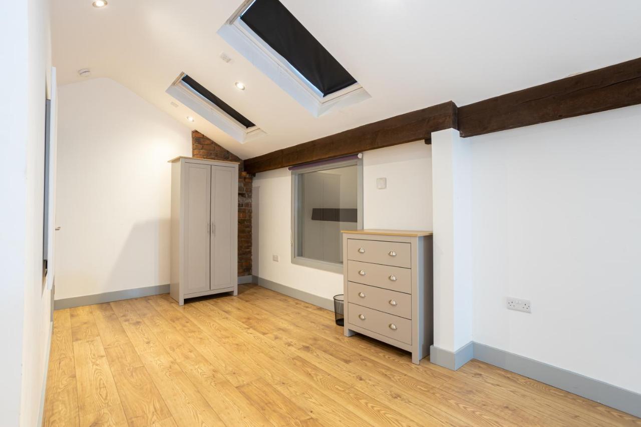 Pillo Rooms Serviced Apartments - Salford Manchester Dış mekan fotoğraf