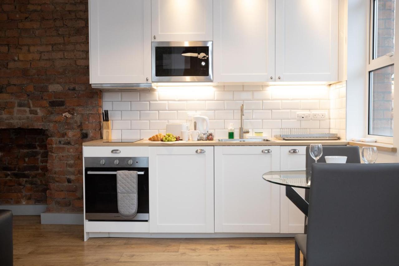 Pillo Rooms Serviced Apartments - Salford Manchester Dış mekan fotoğraf