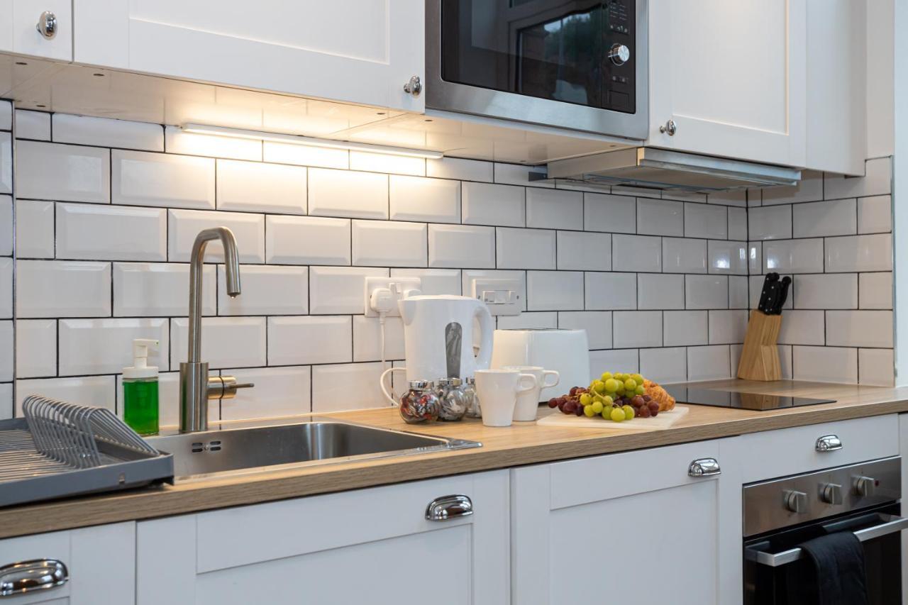 Pillo Rooms Serviced Apartments - Salford Manchester Dış mekan fotoğraf