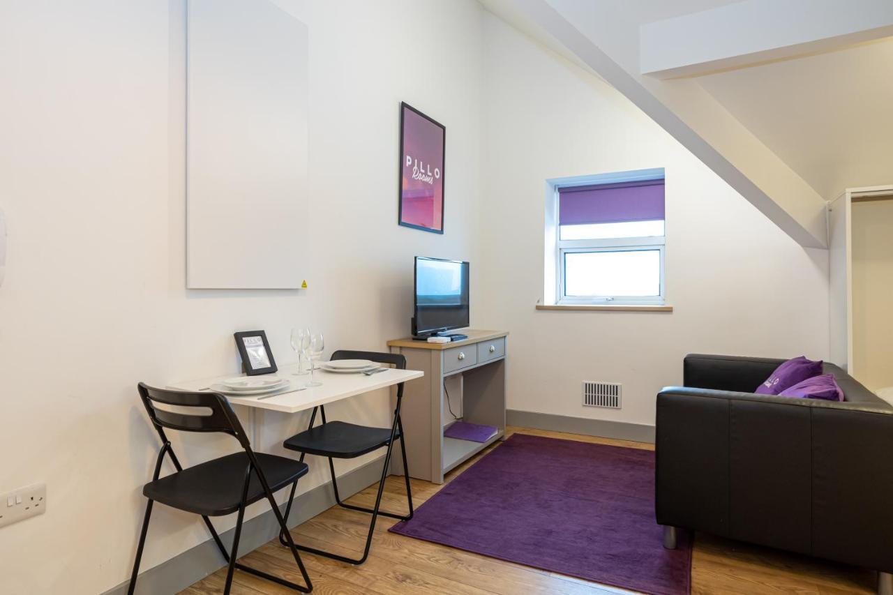 Pillo Rooms Serviced Apartments - Salford Manchester Dış mekan fotoğraf