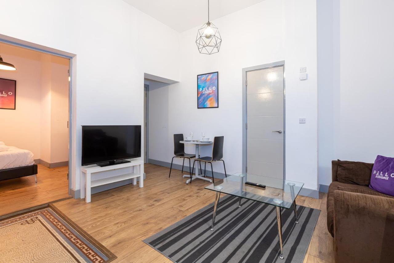 Pillo Rooms Serviced Apartments - Salford Manchester Dış mekan fotoğraf